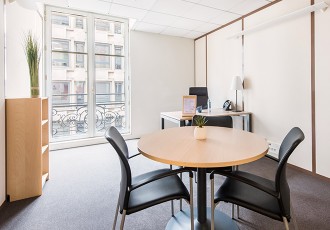 Rent a Meeting rooms  in Paris 8 Champs-elysées - Mitwit